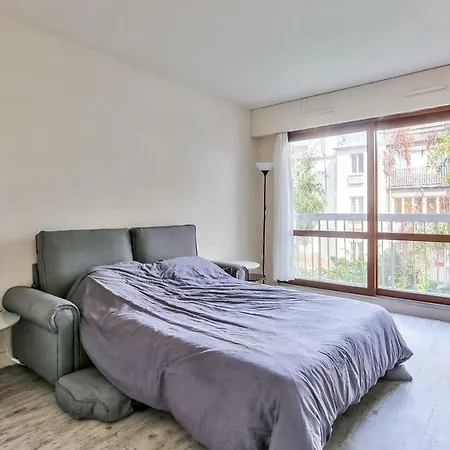 Spacious Studio 30m2 *** 17 Arrondissement *** Appartamento Parigi